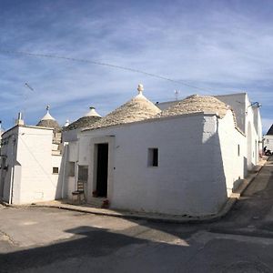 Il Trullo Di Zio Compare